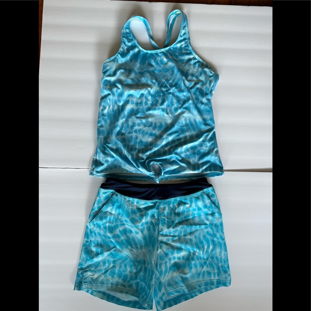 Lands’ End girls bathing suit